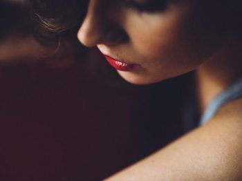Avoid scars and promote skin healing with these 5 tips from Dr. Irwin