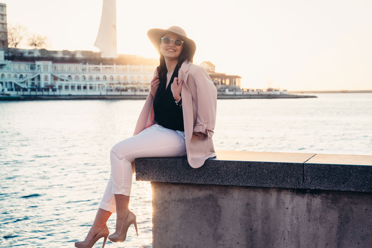 Treating melanoma and brown spots with hydroquinones - why isn't it working? Dr. Irwin answers on SkinTour