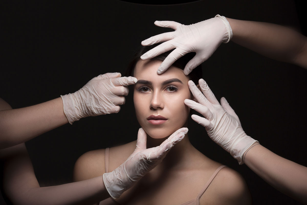 Plastic Surgeons and Cosmetic Surgeons are not the same! Dr. Irwin explains on SkinTour