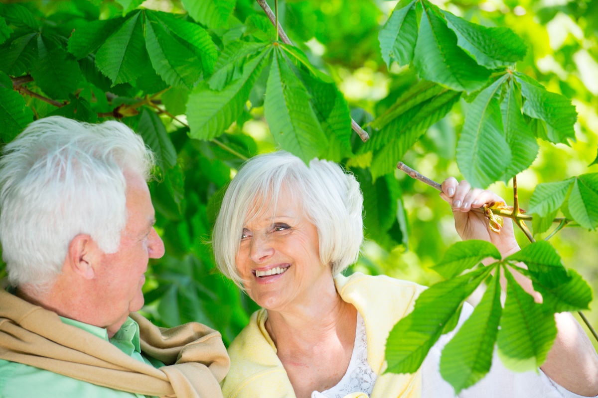 Non surgical skin tightening Dr. Irwin answers on skintour.